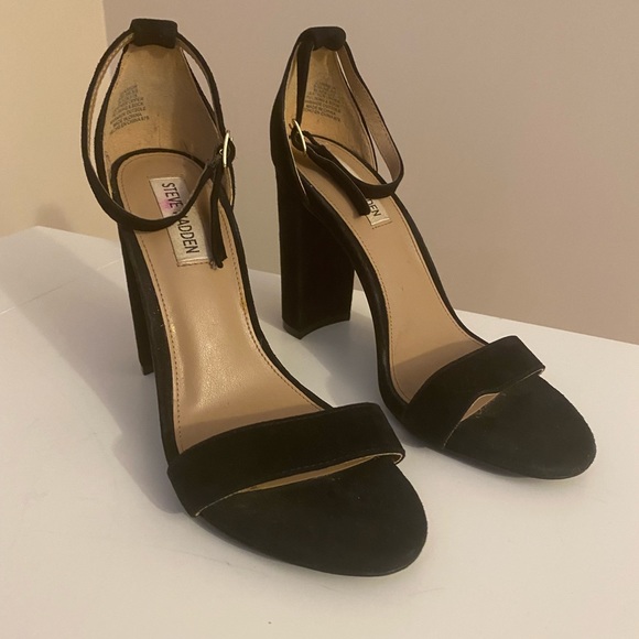 COPY - Steve Madden Carrson Suede Black Sandals - Picture 3 of 3